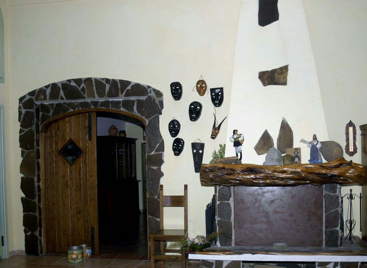 Il Nuraghe Del Lago Coghinas Oschiri Eksteriør billede